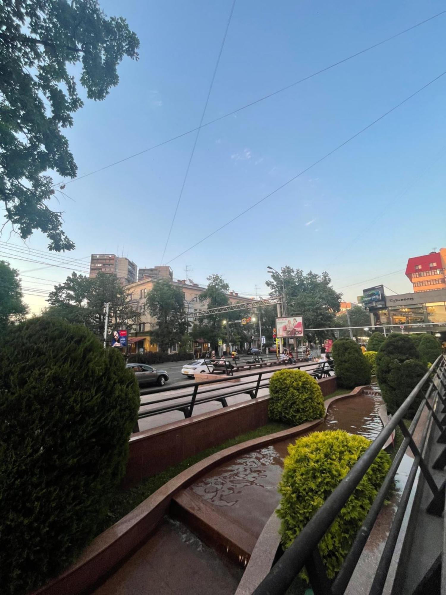 двухкомнатная на арбате Apartment Almaty