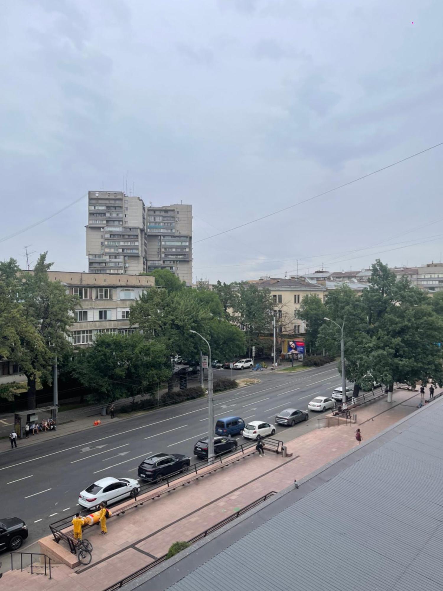 Apartment двухкомнатная на арбате Almaty