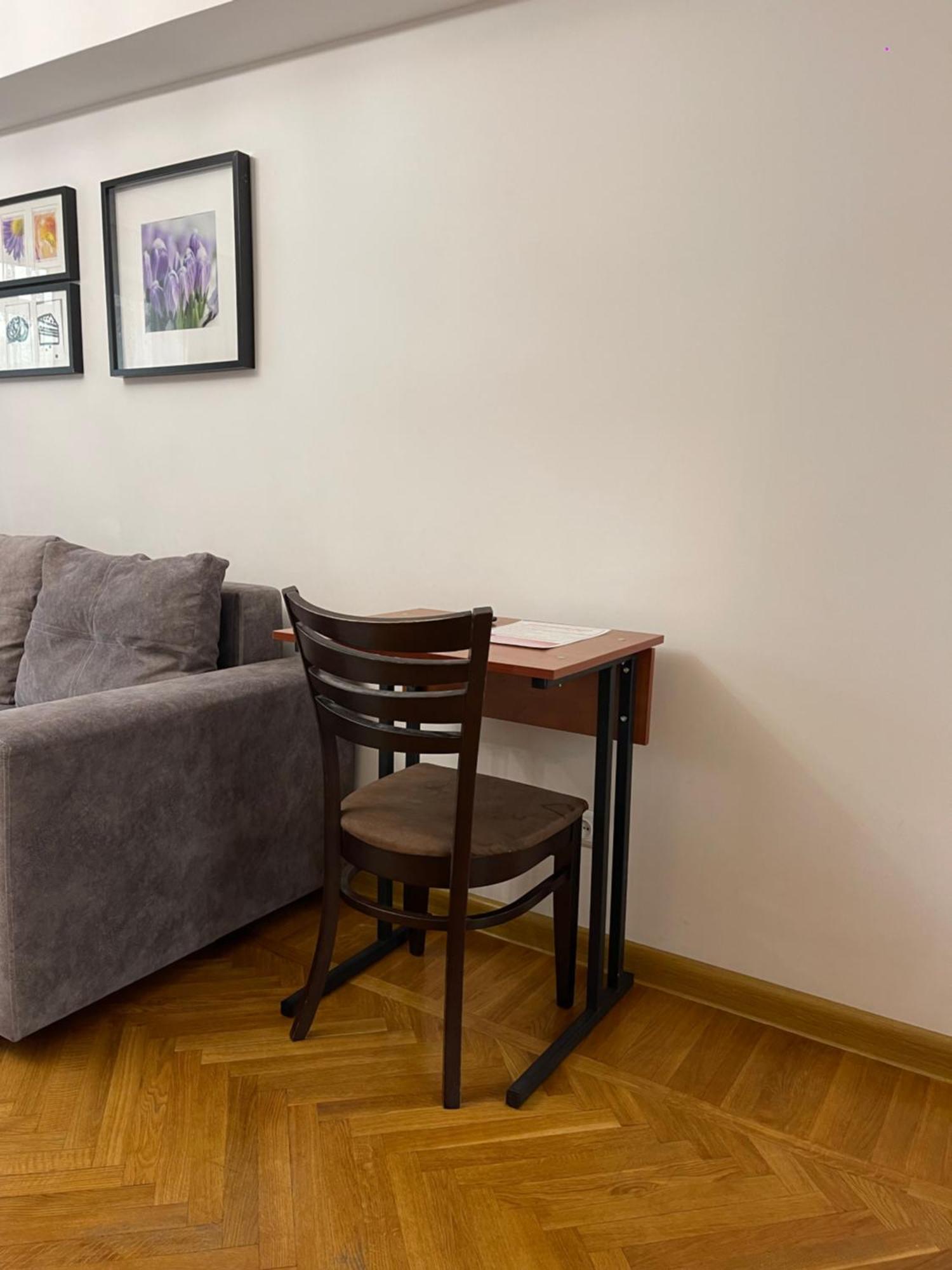 Apartment двухкомнатная на арбате