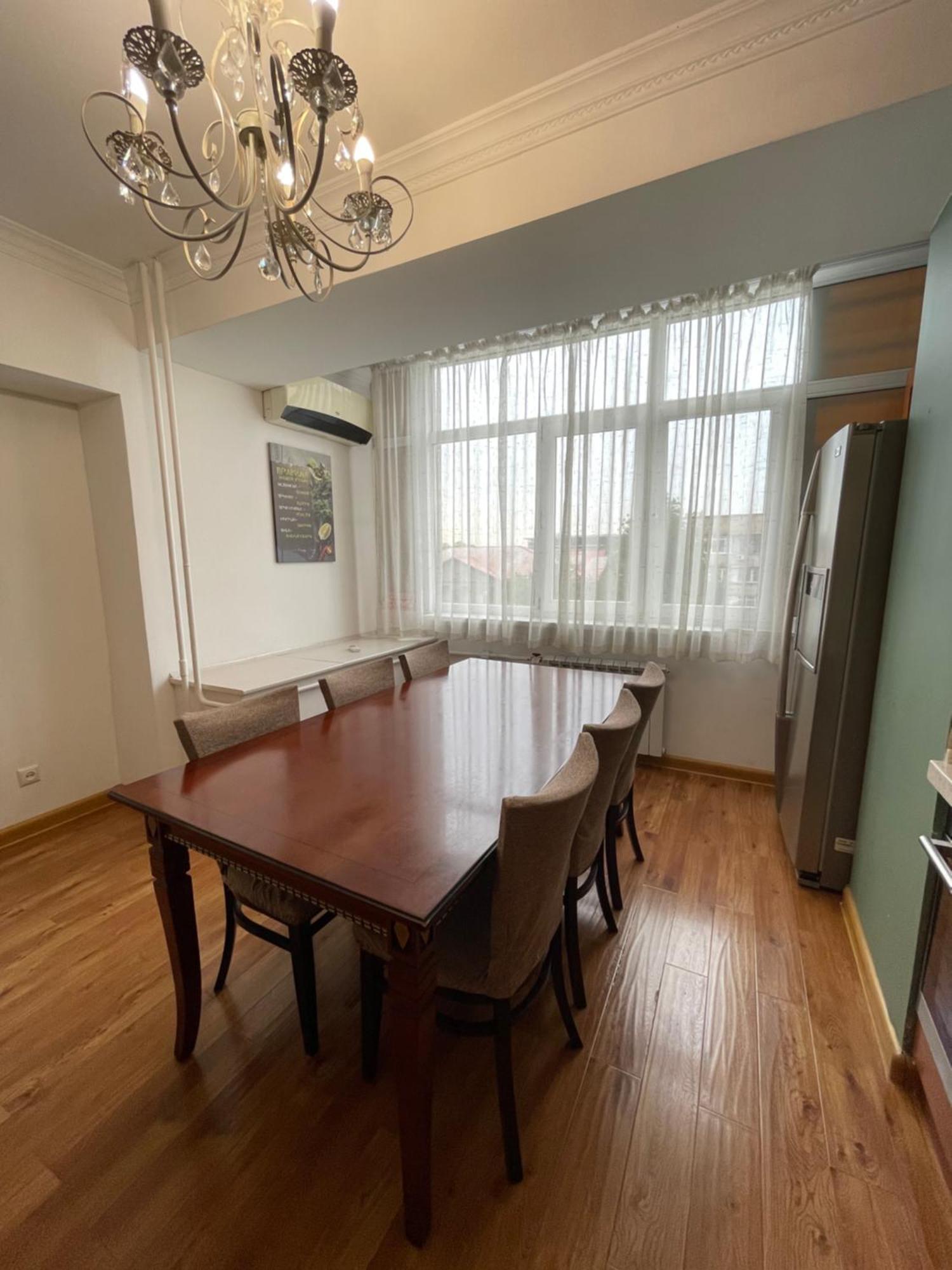 двухкомнатная на арбате Apartment *
