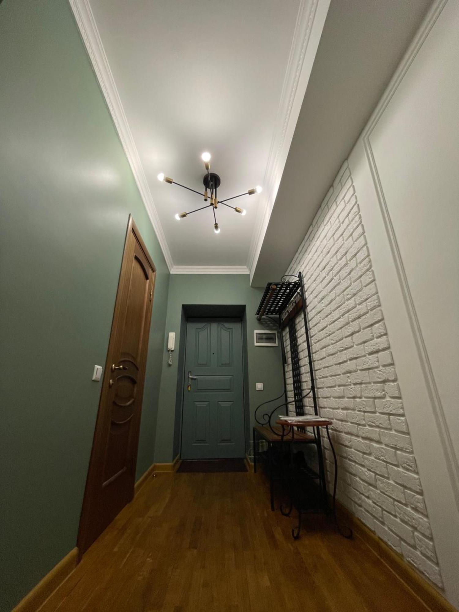 Apartment двухкомнатная на арбате *